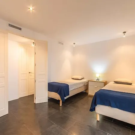 Vakantiehuis Estanco Azul Ideal Families Or Nomads Speed Wifi Spacious Located In Center Tarifa